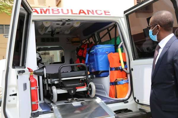 CORONAVIRUS - Le Ministère de la santé reçoit 9 ambulances