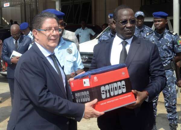 Coopération bilatérale franco-béninoise dans le domaine de sécurité : L’ambassade de France fait don de matériels au Bénin