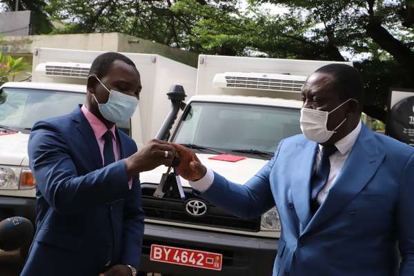 Dotation en matériel roulant pour la surveillance et le contrôle du niveau de contamination des aliments mis sur le marché : Le PACOFIDE soulage l’ABSSA