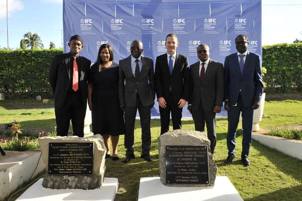 Le Ministre Abdoulaye BIO TCHANE a inauguré les locaux de la Société Financière Internationale au Bénin