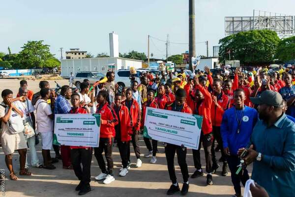 Championnat Africain de Football Scolaire UFOA-B U15 : De retour au bercail, les Guepardeaux reçoivent les honneurs de la Nation