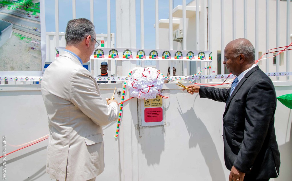 Inauguration de quatre nouveaux postes électriques : La capacité de transformation électrique à Cotonou et Sèmè-Podji augmentée