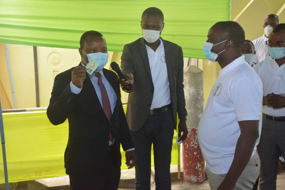 Identification des personnes en République du Bénin : L'ANIP lance la  distribution de plus de 45.000 cartes nationales d'identité biométriques |  Gouvernement de la République du Bénin