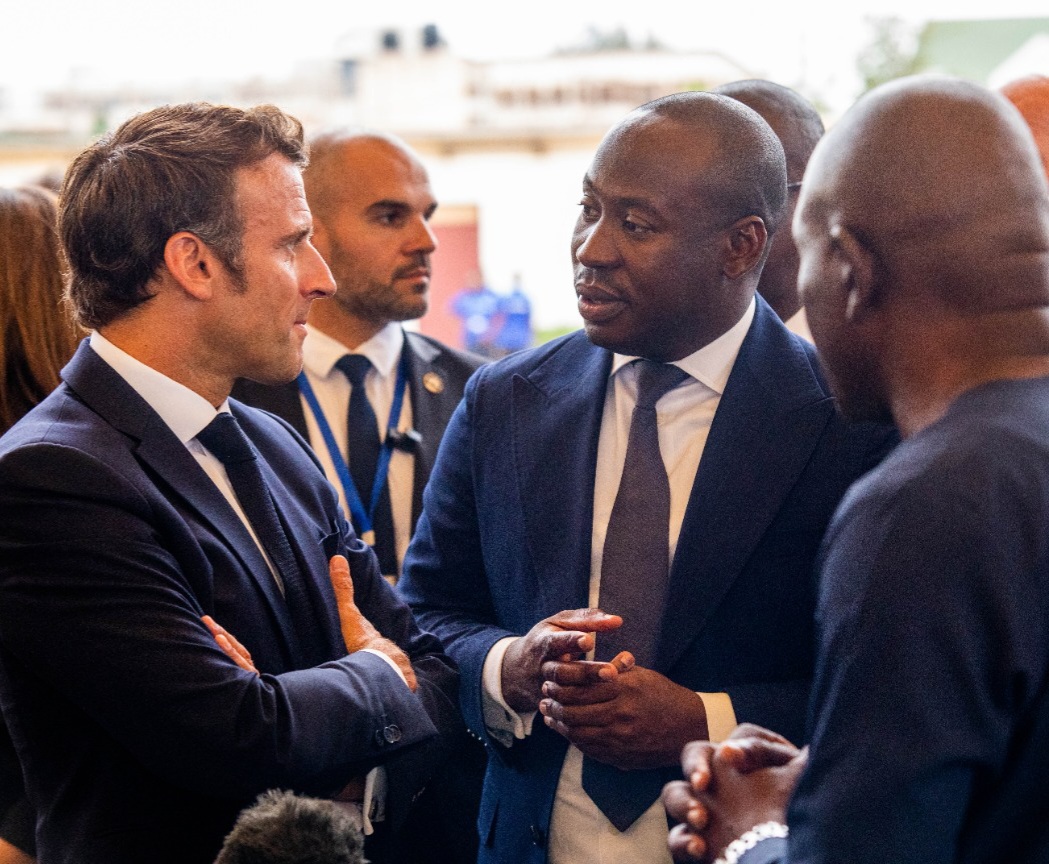 Développement du sport au Bénin : Emmanuel MACRON admiratif de la politique sportive présentée par Oswald HOMEKY