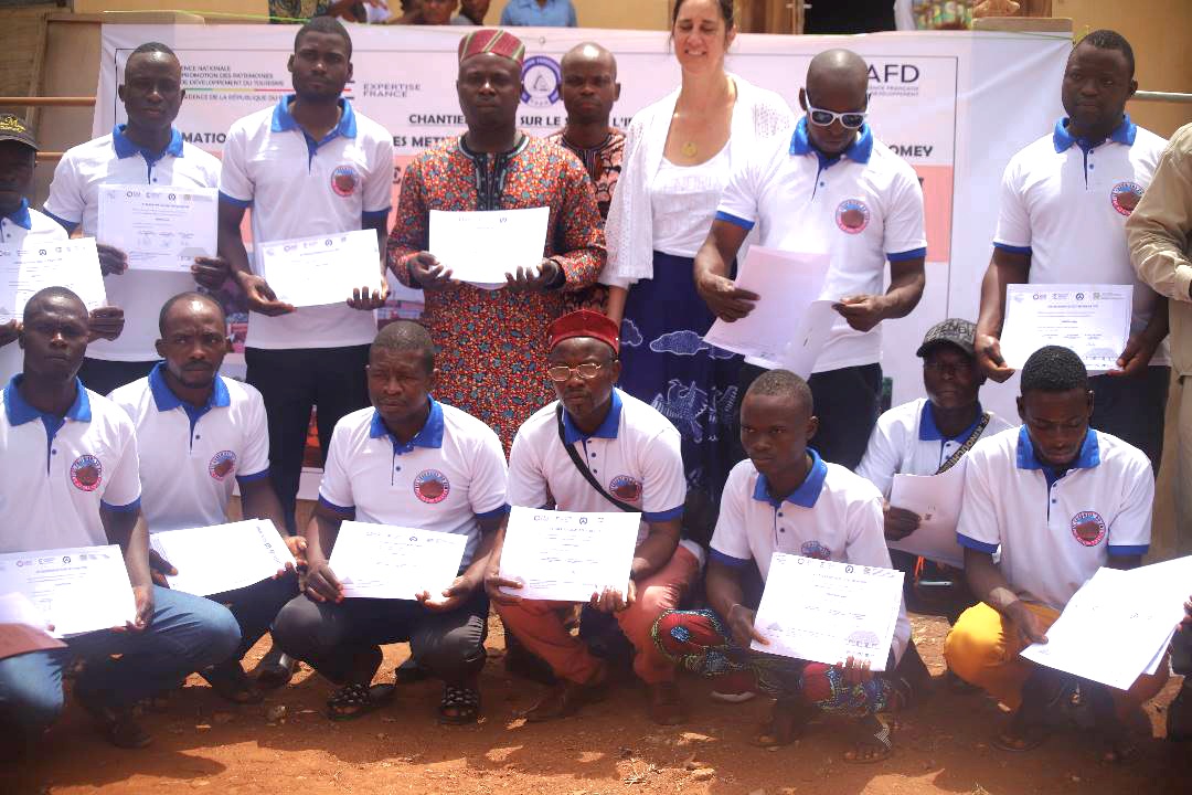 Inauguration du chantier-école d’Abomey : Plus d’une centaine d’artisans-apprenants formés en techniques de construction et savoir-faire ancestraux