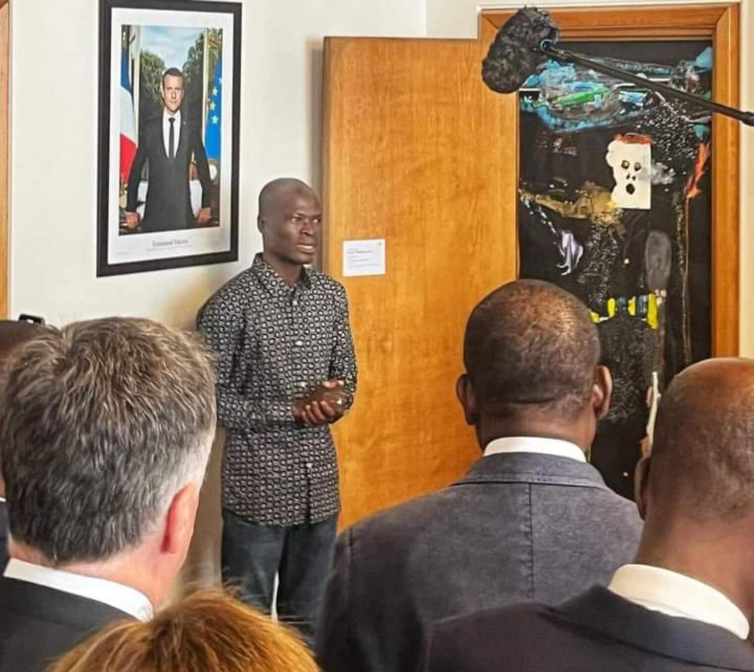 Bénin - Dévoilement de l'oeuvre d'art de l'artiste Thierry OUSSOU au CESE, à Paris : Le Président Patrice TALON entre fierté, émotion et reconnaissance