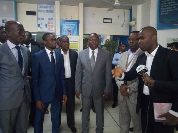 Épidémie de Coronavirus : Une délégation ministérielle à l'aéroport de Cotonou pour apprécier le dispositif