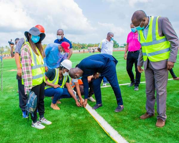 Construction des stades omnisports au Bénin : 90% du taux d'avancement constaté dans le Mono par Oswald HOMEKY