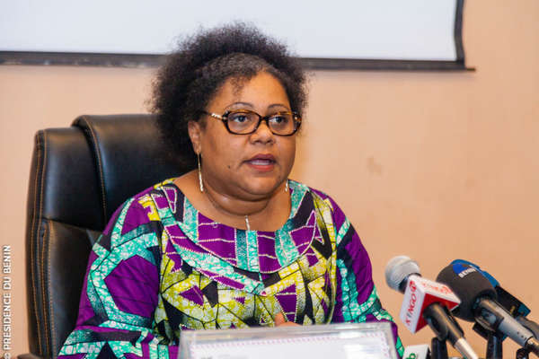 Protection de l'enfance : La Ministre Véronique TOGNIFODE MEWANOU lance le 138 , ligne d'assistance aux enfants
