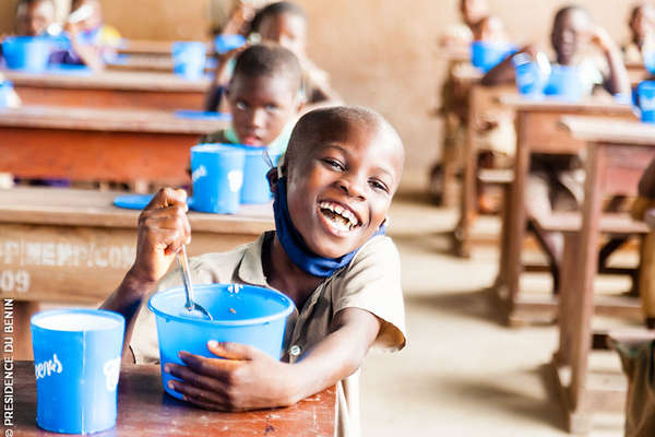 Cantines Scolaires: Le ministre Salimane KARIMOU visite des écoles à cantines du département du Mono