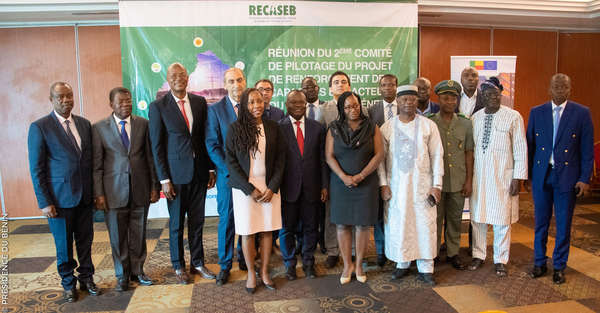 Cérémonie d'ouverture de la 2ème réunion du comité de pilotage du projet de Renforcement des Capacités des Acteurs du Secteur de l'Énergie au Bénin (RECASEB)
