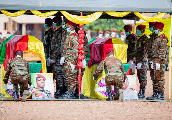 Tombés sur le champ d’honneur : La Nation honore le Sergent-Major TOGBE Joseph et le soldat de 2e classe Dénasso U. AÏDEDJI