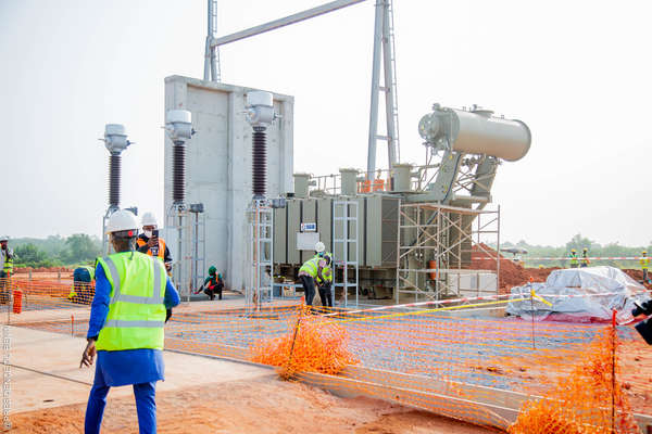 Infrastructures dédiées au renforcement du système électrique au Bénin : Le Ministre de l'énergie constate le niveau d'avancement des travaux dans l'Atlantique et le Littoral