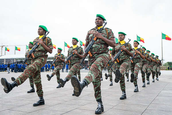 Nouveau recrutement militaire de 150 jeunes gens dans les douze (12) départements du Bénin