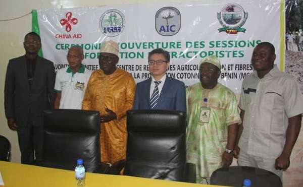 Mécanisation de la culture du coton : Des tractoristes en formation