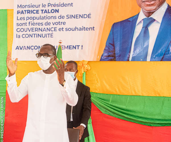 Tournée présidentielle : A Sinendé, Talon vante le modèle qui révèle le Bénin