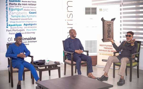 Échange avec la star congolaise Koffi Olomidé : "Le Bénin a mis le curseur à un niveau très haut désormais" rassure le Ministre ABIMBOLA