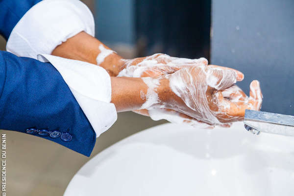 13ème édition de la journée mondiale du lavage des Mains à l’eau et au savon : Message du Ministre Benjamin HOUNKPATIN