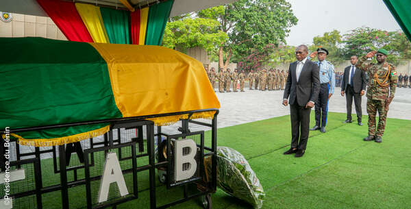 Adieu au Quartier-maître Jean-Baptiste DOTOU : Le sacrifice d’un héros désormais gravé dans la mémoire de la Nation