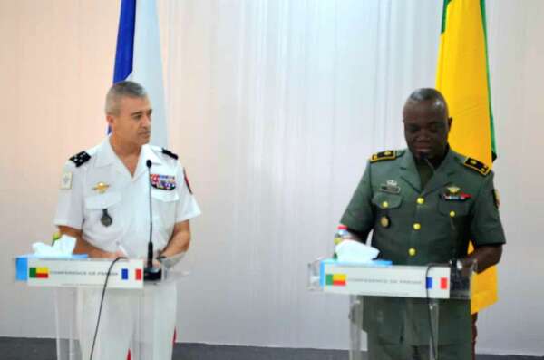 Visite du Chef d’État-Major des Forces Armées françaises : Renforcer la résilience du Bénin face au terrorisme grâce à une coopération décomplexée