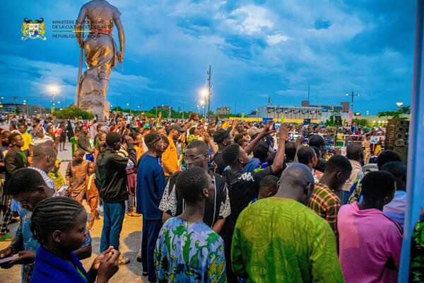 Initiative d’animation de l’Esplanade de l’Amazone à Cotonou : Le Gouvernement salue l’engouement du public