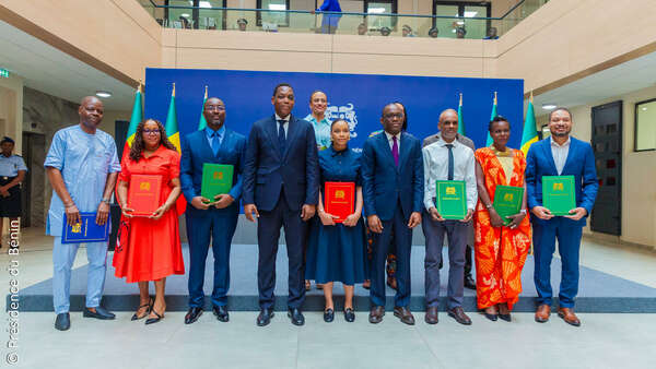Retour aux racines : Le Bénin offre officiellement la nationalité à 9 nouveaux afro-descendants