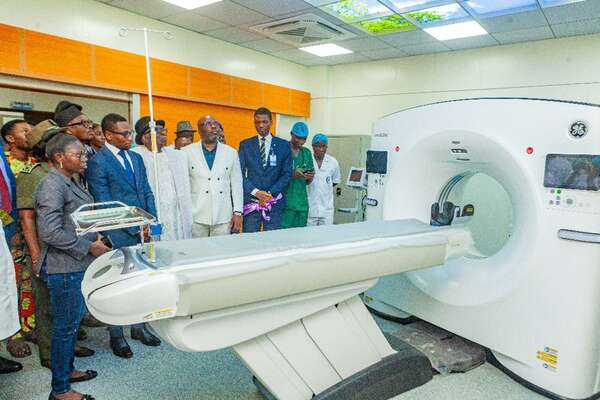 Renforcement de la qualité de soins de santé à Porto-Novo : Le CHUD Ouémé se modernise avec une unité de scannographie de pointe
