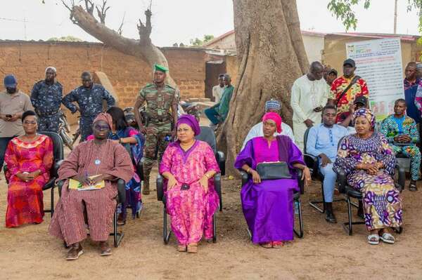 Dialogue communautaire à Djougou : Soubroukou séduit par les mesures sociales du Gouvernement en faveur des populations