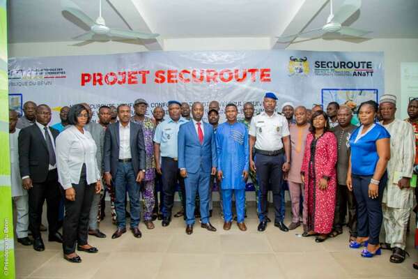 Conférence publique à Bohicon : Gros plan sur le Projet SECUROUTE Bénin