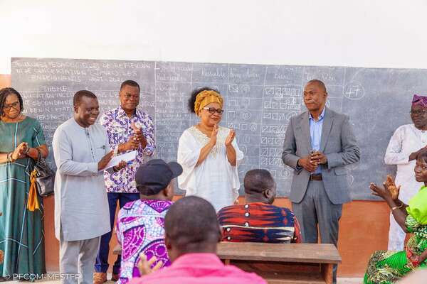 Rentrée scolaire 2025-2026 : La Ministre Véronique TOGNIFODÉ dans le Zou pour incarner une gouvernance éducative de proximité