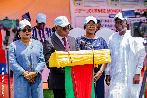 Éducation au Bénin : Gouvernement et Enseignants unis à Djougou pour célébrer la Journée Mondiale des Enseignants 2025