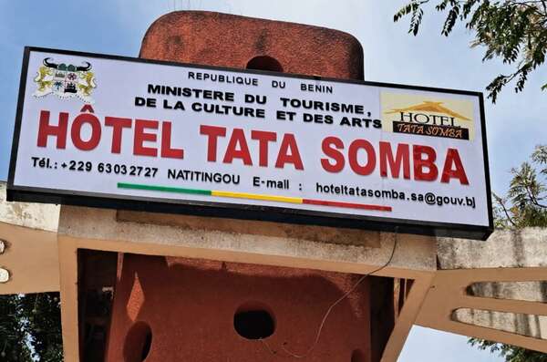Renforcement de l’offre touristique dans la région du septentrion : L’hôtel Tata Somba entièrement rénové et remis en service à Natitingou